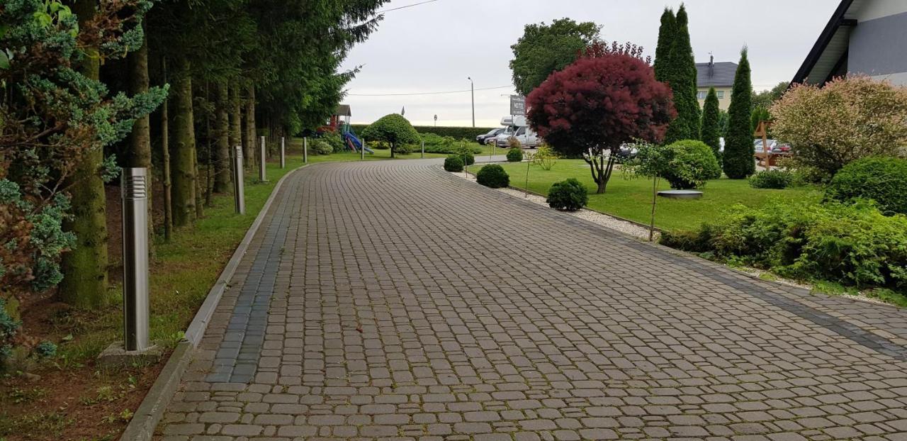 Motel Domowy Gosciniec Łomża エクステリア 写真