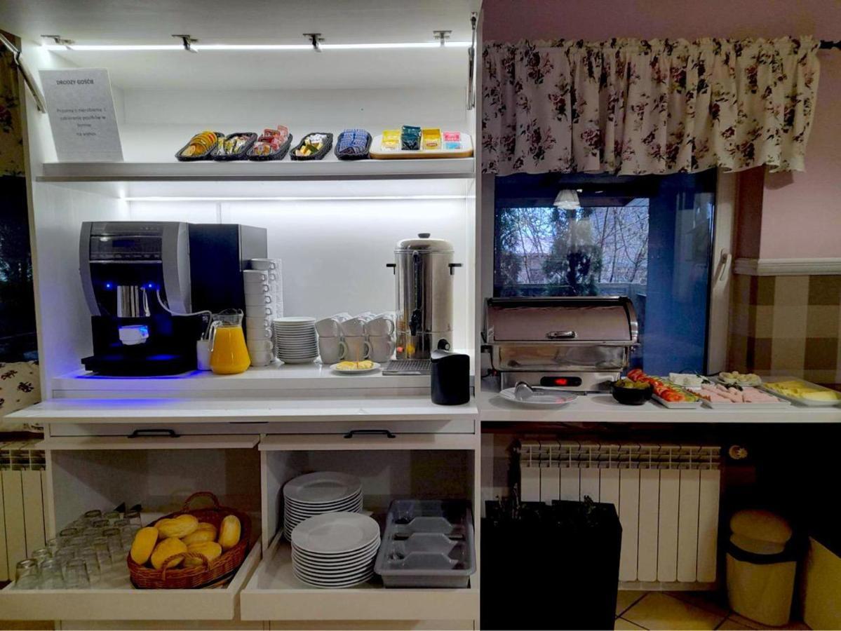 Motel Domowy Gosciniec Łomża エクステリア 写真